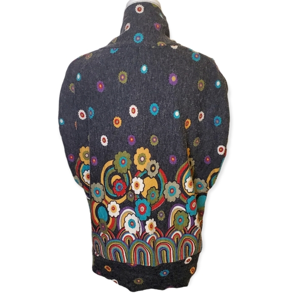 DILY | Women's heathered-gray retro floral print sleevless sweater. Size large. - Picture 2 of 7